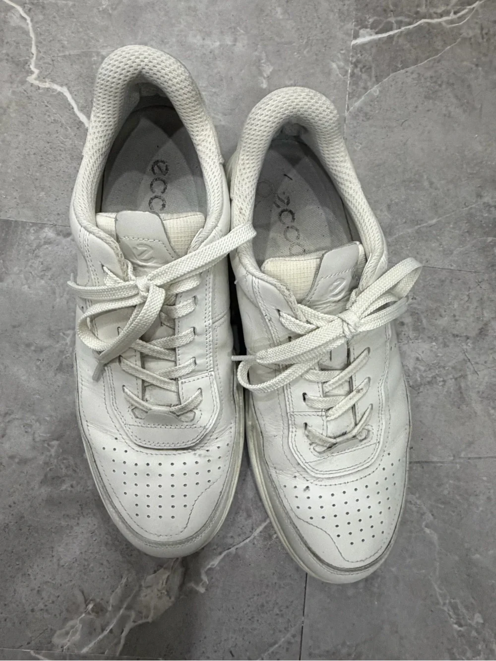 ECCO Street Court Mens Leather Sneakers LaceUp Shoe Trainers EU 44/10-10.5 White
